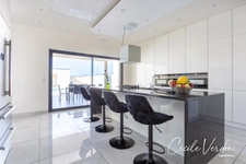 Maison moderne haut de gamme 226 m2 + annexe bureau de 55 m2  à vendre Bergerac - 9 pièces - 4 chambres - piscine - 2 garages 60 m2