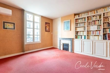 Maison en pierre à vendre de 220 m2, 8 pièces, 5 chambres, terrasse et jardin, 2 garages BERGERAC (24)