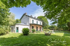 BELEYMAS (24) proche Bergerac – Propriété de charme du XIXe siècle 10 pièces avec dépendances, piscine et potentiel d’accueil sur 8 500 m²
