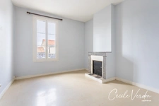 Maison en pierre à vendre de 220 m2, 8 pièces, 5 chambres, terrasse et jardin, 2 garages BERGERAC (24)