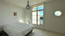 Dpt Dordogne (24), à louer BERGERAC Appartement T3 56 m2, 2 chambres, résidence sécurisée, place de parking privée avec vue sur la Dordogne