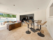 PROPRIETE DE 250 M2 SUR 3276 M2 DE TERRAIN- 4 SUITES PARENTALES - PISCINE 14 X 3M - POLL HOUSE - 2 GARAGES- BELEYMAS (24)