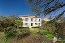 Maison à vendre 10 pièces 330 m2 BERGERAC (24)