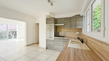 Maison entièrement rénovée à vendre 4 pièces de 85m2 avec 3 chambres et garage 60 m2 sur 833 m2 de terrain à CREYSSE (24)