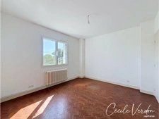 Maison à vendre 6 pièces, 4 chambres 166 m2 sur 445m2 de Terrain - BERGERAC (24)