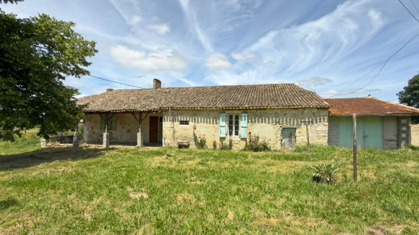Propriété à vendre 3 pièces Maison 132 m2 avec 40 m2 de garage et grange de 210 m2 BOURNEL (47)