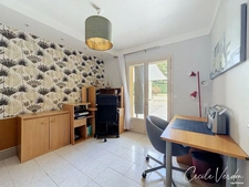 Plain-pied 145 m2, 4 chambres sur 2319 m2 de terrain à vendre 6 pièces BERGERAC (24)