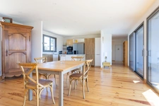 Single-storey wooden house for sale, 149 m², 5 rooms, swimming pool, 2 garages - BERGERAC (24)