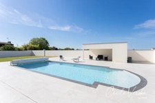 Maison moderne haut de gamme 226 m2 + annexe bureau de 55 m2  à vendre Bergerac - 9 pièces - 4 chambres - piscine - 2 garages 60 m2