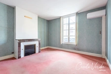 Maison en pierre à vendre de 220 m2, 8 pièces, 5 chambres, terrasse et jardin, 2 garages BERGERAC (24)