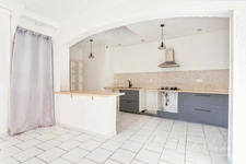 Maison à vendre 4 pièces- 3 chambres 77 m2 avec jardin et grotte à MOULEYDIER (24)