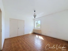 Maison à vendre 6 pièces, 4 chambres 166 m2 sur 445m2 de Terrain - BERGERAC (24)