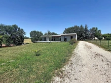 Maison à vendre plain-pied en bois de 149 m², 5 pièces, piscine, 2 garages - BERGERAC (24)