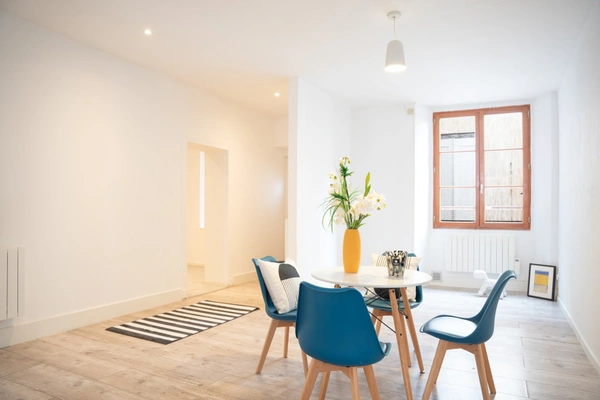 Appartement T3 de Caractère Rénové & Sa Dépendance Privative (en sus) - MONTAUBAN (82)