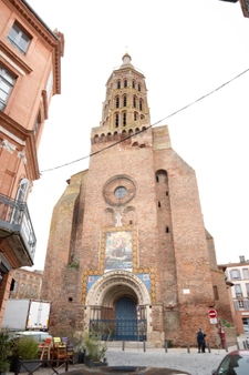Appartement T3 de Caractère Rénové & Sa Dépendance Privative (en sus) - MONTAUBAN (82)