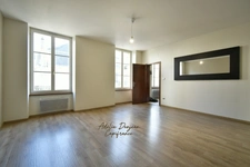 A louer - Appartement 2 pièces avec Stationnement - Centre-ville de Reims - Rue Noël / Rue Talleyrand