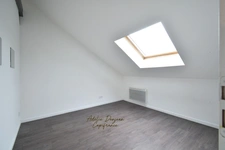 A Louer - Duplex 3 pièces d'environ 51m² - REIMS Secteur Emile Zola
