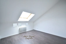 A Louer - Duplex 3 pièces d'environ 51m² - REIMS Secteur Emile Zola