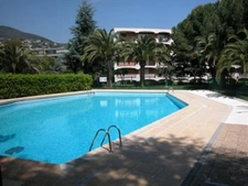 A vendre MANDELIEU LA NAPOULE appartement 2 pièces de 39,17 m²  carrez Parking et cave parc et piscine