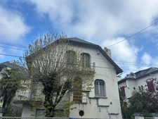 🏡 Maison de ville de caractère avec jardin et garage