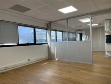 Local/bureau à vendre VILLENEUVE LOUBET - MARINA 7 (06) - sous Offre acceptée