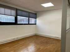 Local/bureau à vendre VILLENEUVE LOUBET - MARINA 7 (06) - sous Offre acceptée