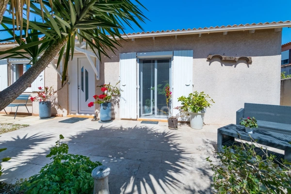 Maison à vendre 5 pièces SIX FOURS LES PLAGES (83)