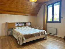 Maison à vendre de 179 m2 SAINT BRIS LE VINEUX (89) 4 chambres plus bureau sous-sol garage Terrain de 2100 m2