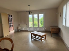 House for sale in APPOIGNY (89), 7 rooms, 119 m2, basement, 4 bedrooms plus office, 3 garages, land