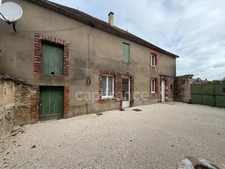 Maison ancienne à vendre 4 pièces CARISEY (89) de 100,2 m2 2 chambres cour petite dépendance atelier