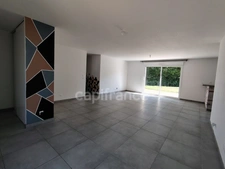 Maison à vendre 5 pièces JOIGNY (89) plain pied de 2018  3 chambres Garage Terrain de 800 m2