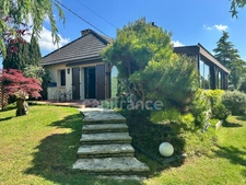 Maison à vendre 7 pièces AUXERRE (89) 167 m2  Piscine  Terrain de 2300 m2 Dépendance
