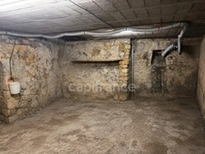 Local/bureau plus studio à vendre AUXERRE (89) local de 55 m2 plus  stuio de 28 m2 