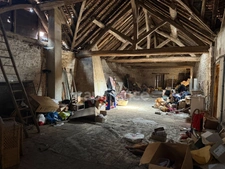 House for sale, 4 rooms, CHITRY (89), winemaker's house. Outbuilding. Vaulted cellar. 