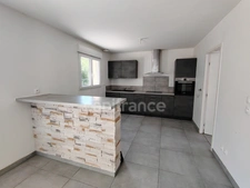 Maison à vendre 5 pièces JOIGNY (89) plain pied de 2018  3 chambres Garage Terrain de 800 m2
