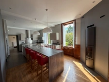 Maison à vendre CHAMPS SUR YONNE (89) Magnifique propriété de 272 m² 6 Chambres Piscine Terrain de 4800 m2