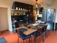 House for sale, 9 rooms, GY L'EVEQUE (89). Character property of 185 m2, 4 bedrooms plus office. Land. 
