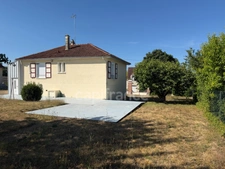 Maison à vendre 4 pièces de 65 m2 JOIGNY (89) 3 chambres sous sol Terrain de 754 m2