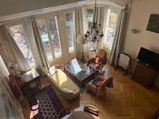 House for sale, 7 rooms, Auxerre (89). Character property of 165 m², 4 bedrooms, garage, cellars, land.