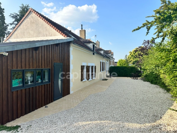 Maison à vendre 7 pièces de 190 M2 SAINT GEORGES SUR BAULCHE (89) sans Travaux 4 chambres  Terrain 