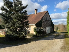 Maison à vendre 6 pièces  Charbuy (89) de 129 m2 avec  4 chambres    Garage     Terrain de 2300 m2 