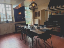 House for sale, 9 rooms, GY L'EVEQUE (89). Character property of 185 m2, 4 bedrooms plus office. Land. 