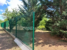 Terrain à vendre  AUXERRE (89) de 714 m2   clos  garage  portail