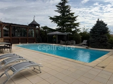 Maison à vendre 7 pièces AUXERRE (89) 167 m2  Piscine  Terrain de 2300 m2 Dépendance