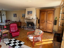 House for sale, 7 rooms, 141 m², Saint Georges sur Baulche (89), 4 bedrooms. Basement. Land 