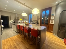 Maison à vendre CHAMPS SUR YONNE (89) Magnifique propriété de 272 m² 6 Chambres Piscine Terrain de 4800 m2