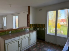 Maison à vendre 6 pièces PONTIGNY (89) de 136 M2 4 chambres Terrain garage plus bâtiment 