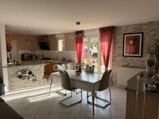 Maison à vendre 6 pièces  Charbuy (89) de 129 m2 avec  4 chambres    Garage     Terrain de 2300 m2 