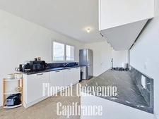 Pavillon récent – 2024 – 4 chambres – Terrain clos de 457 m² – Vue dégagée