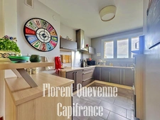 DERNIER ÉTAGE – 3 CHAMBRES – 47 m² DE PIÈCE DE VIE – BALCON AVEC VUE SUR PARC – GARAGE